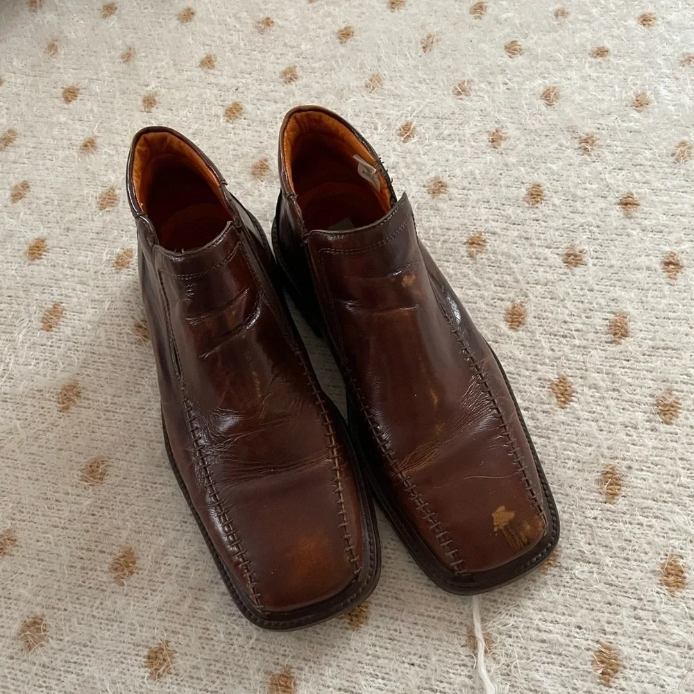 ALDO - Picture 1 of 4